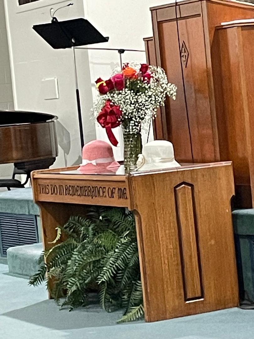 flower 4.28 Flowers placed in loving memory of the Pastor's Mother Ms. Elaine Newman